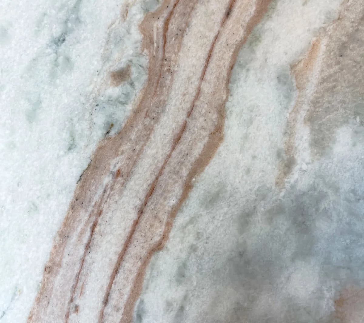 Quartz countertop surface