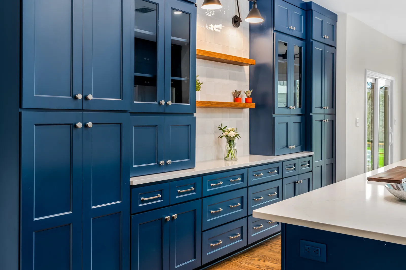 How to Plan Floor-to-Ceiling Cabinets Without Overwhelming Your Kitchen