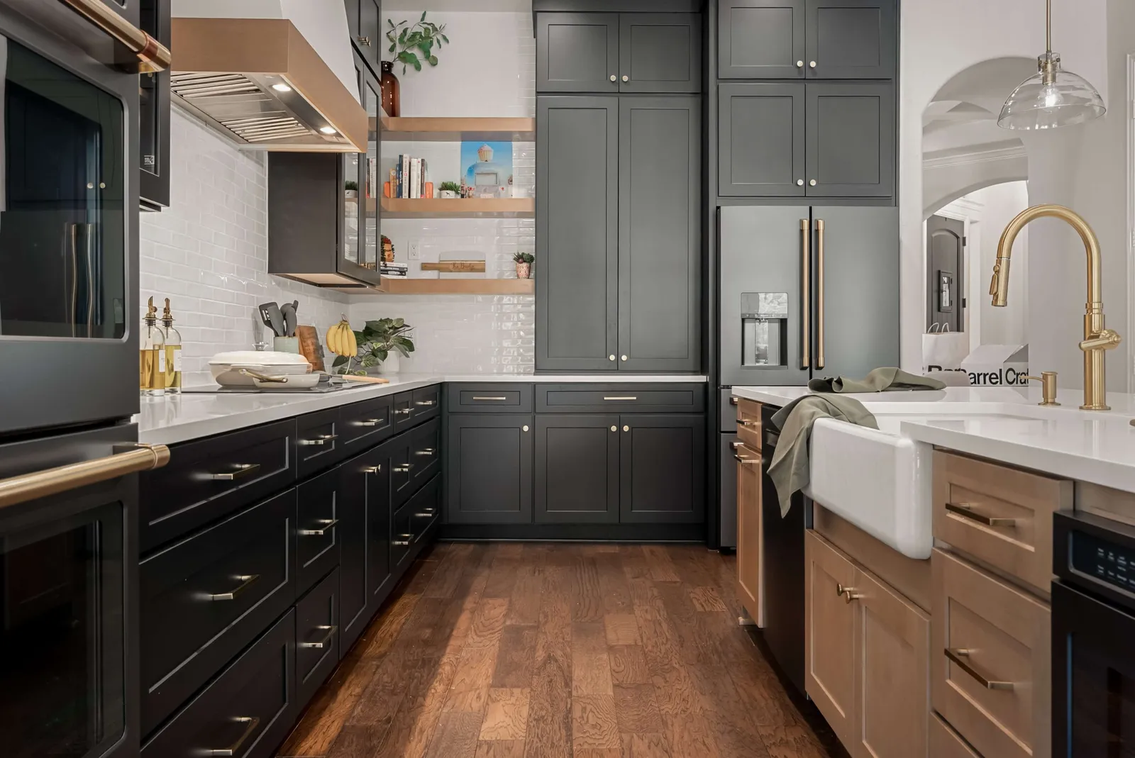 Kitchen Cabinet Cost Per Linear Foot: A 2026 Real Pricing Guide