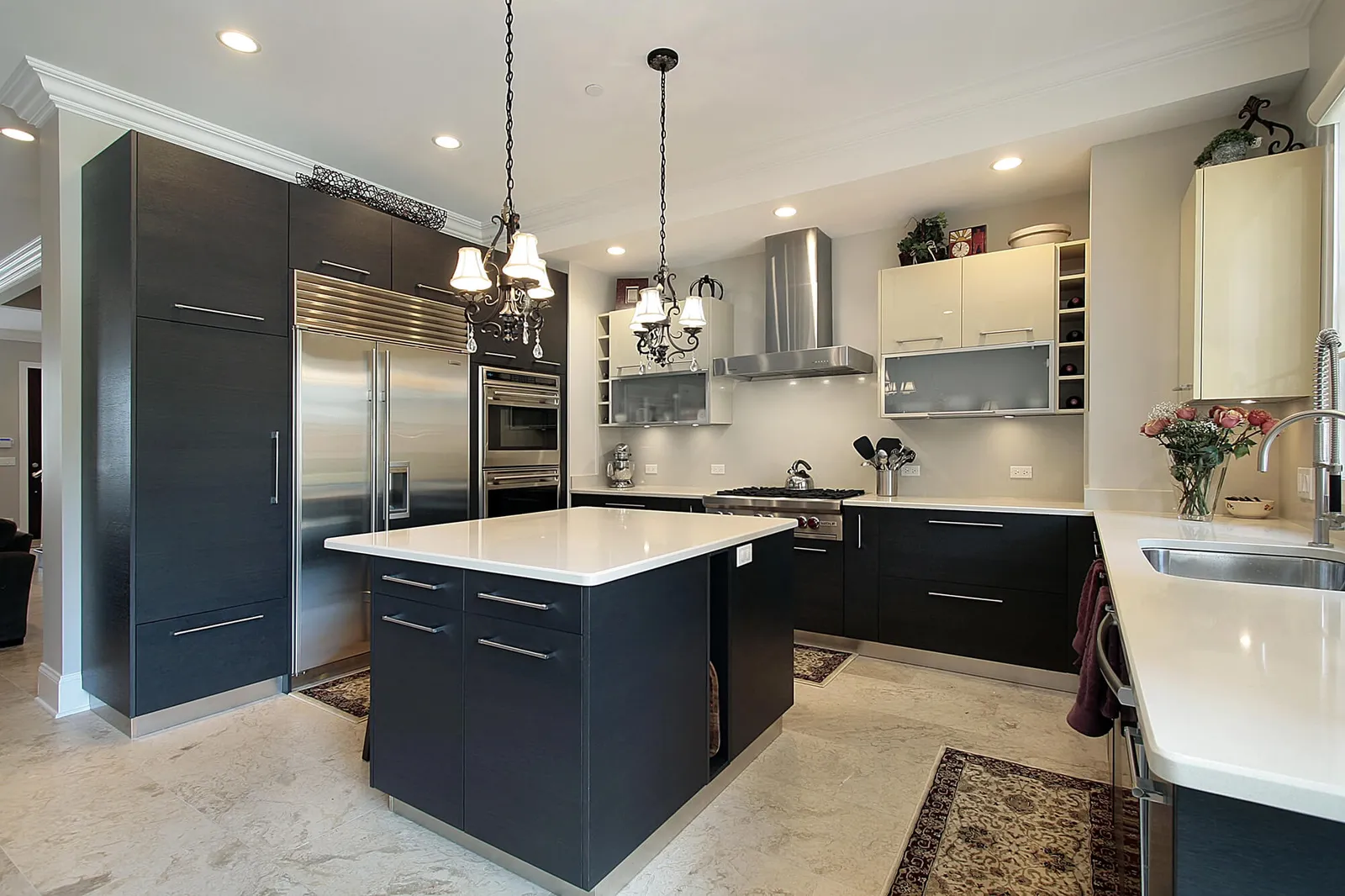 The Best Cabinet Solutions for a Busy Family Kitchen