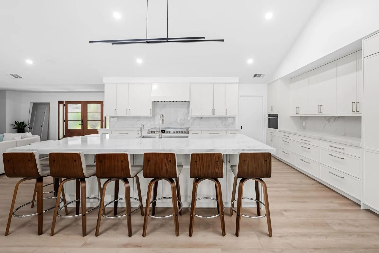 How to Compare Cabinet Quotes and Avoid Hidden Costs