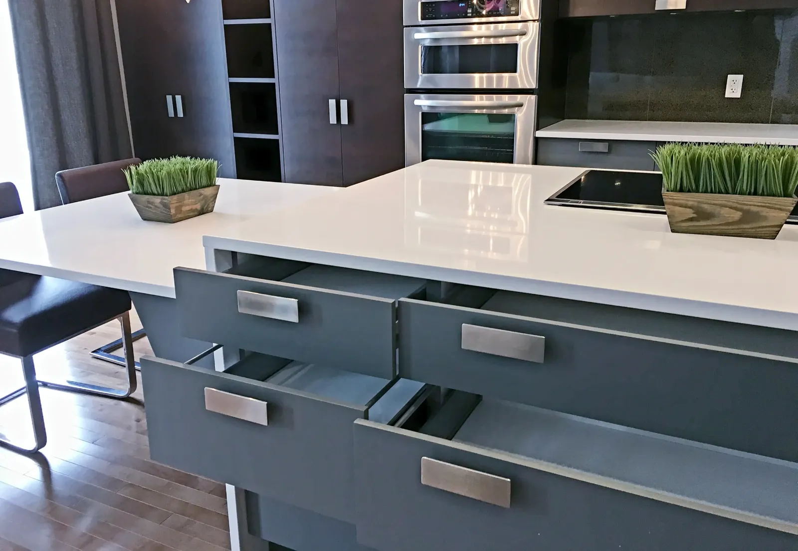 modern kitchen design by Cabinet IQ