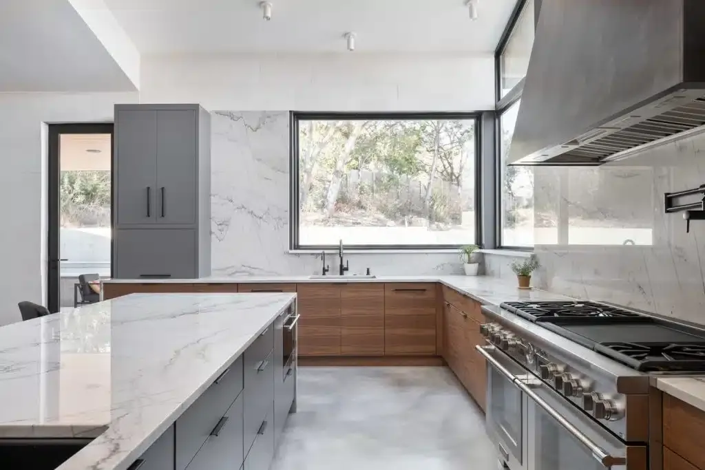 Same countertops and backsplash Cabinet IQ