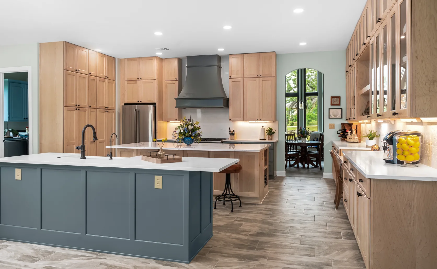 Island Oaks Residence project photo 1