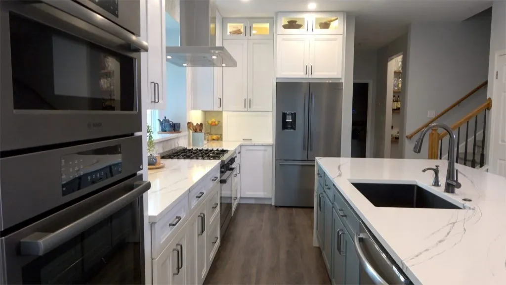 Kitchen remodelinf for superhero parents, Cabinet IQ