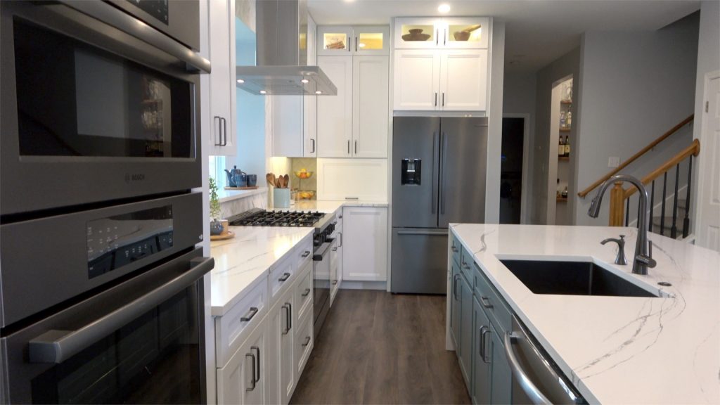 Kitchen remodelinf for superhero parents, Cabinet IQ