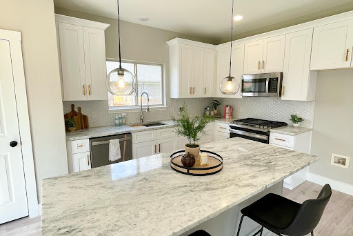 flipflop white kitchen finished 1 cabinet iq