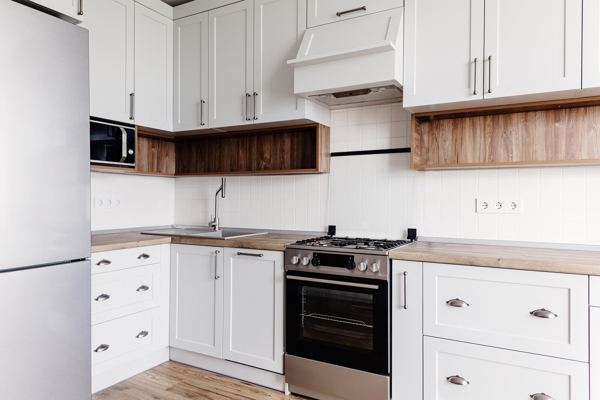 How to Choose the Best Kitchen Cabinet Layout: Ideas and Tips